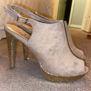 Cute peep toe heel